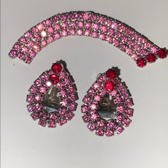 Vintage Retro Chic Brilliant Pink & Red Rhinestone Rainbow Brooch & Earring Set - Picture 2 of 14
